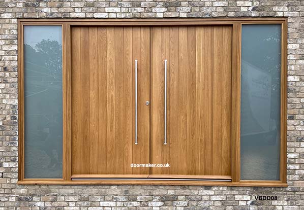 Oak contemporary double doors